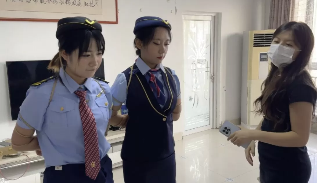 130445g6rhmhchmhhlmore.webp