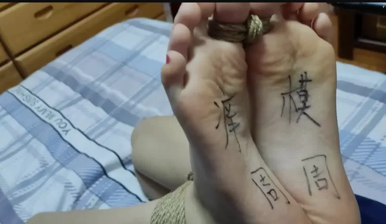 215744jb1wtfkawtbllbk4.webp