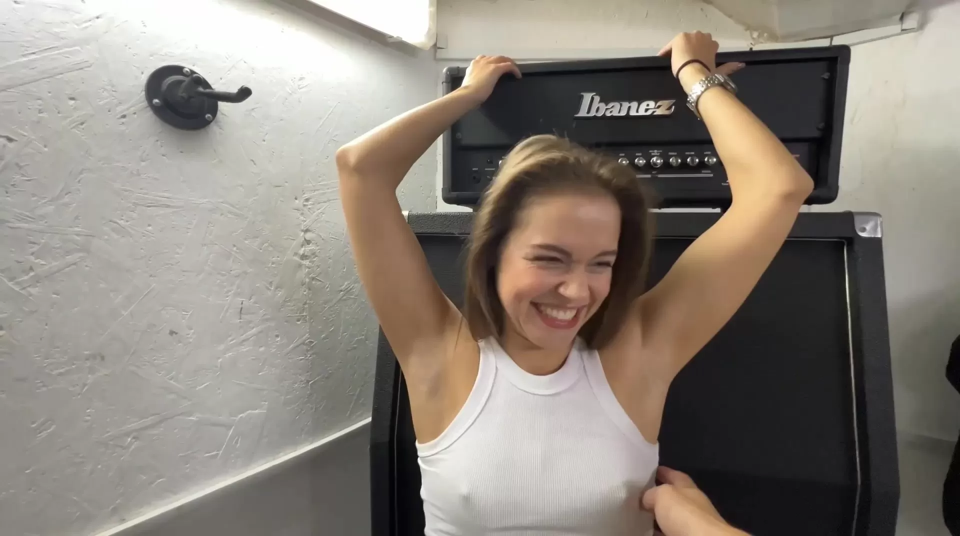 PrincessLeya – Let’s tickle ribs and armpits of Princes Leya.0000 - 00-00-18.webp